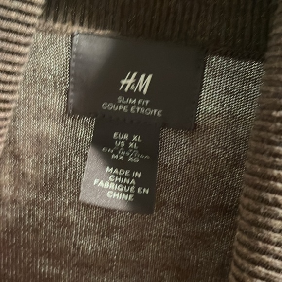 Brand new Men’s H&M mocha brown turtleneck sweater 100% cotton - Picture 2 of 4